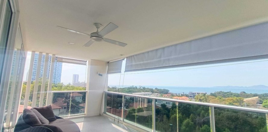 Condo in Pattaya, Thailand, 2 bedrooms  № 161777