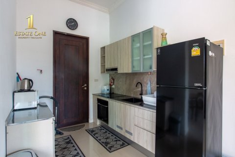 Chalet de 4 dormitorios en Hua Hin, Tailandia № 220510 - foto 11