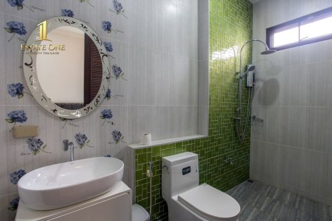 Chalet de 4 dormitorios en Hua Hin, Tailandia № 220510 - foto 17