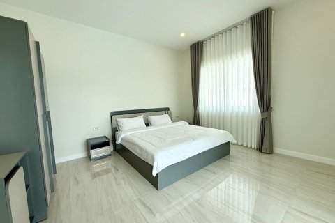 Chalet de 3 dormitorios en Hua Hin, Tailandia № 220509 - foto 13