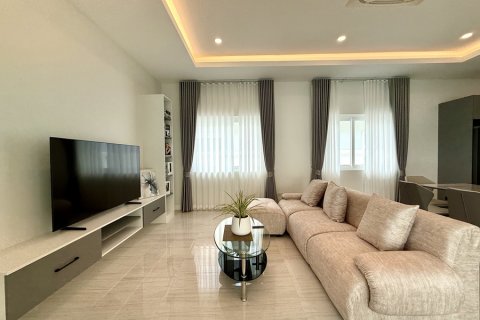Chalet de 3 dormitorios en Hua Hin, Tailandia № 220509 - foto 7