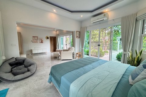 Chalet de 3 dormitorios en Hua Hin, Tailandia № 220511 - foto 14