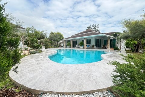 Chalet de 3 dormitorios en Hua Hin, Tailandia № 220511 - foto 3