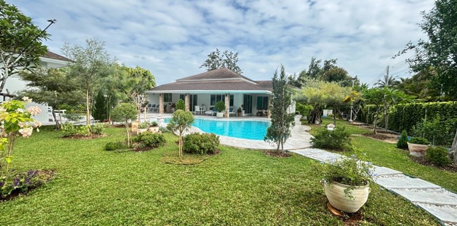 Chalet de 3 dormitorios en Hua Hin, Tailandia № 220511