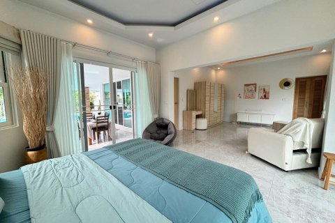 Chalet de 3 dormitorios en Hua Hin, Tailandia № 220511 - foto 15