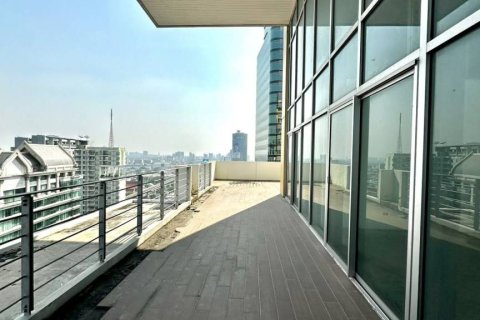 Dúplex de 2 dormitorios en Bangkok, Tailandia № 162426 - foto 3