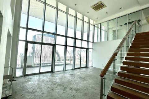 Dúplex de 2 dormitorios en Bangkok, Tailandia № 162426