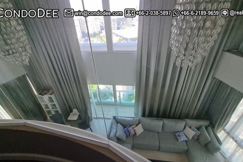 Condominio de 4 dormitorios en Watthana, Bangkok, Tailandia № 201062 - foto 7