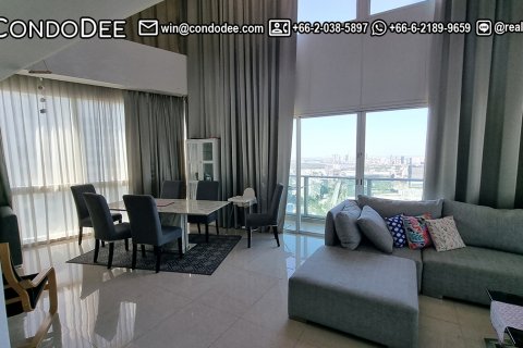 Condominio de 4 dormitorios en Watthana, Bangkok, Tailandia № 201062 - foto 11