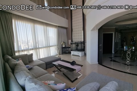 Condominio de 4 dormitorios en Watthana, Bangkok, Tailandia № 201062 - foto 9