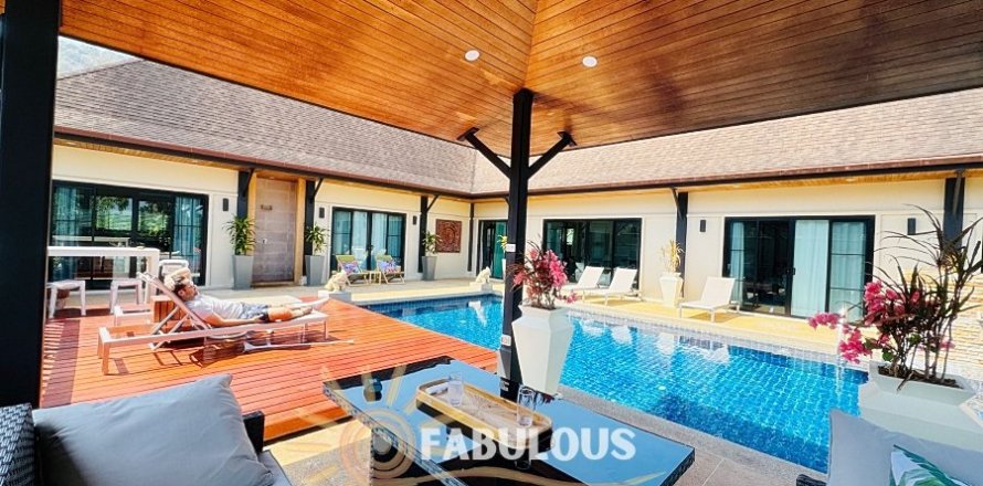Chalet de 4 dormitorios en Rawai, Tailandia № 205740