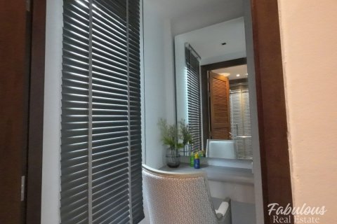 Chalet de 4 dormitorios en Bang Tao, Tailandia № 205737 - foto 25
