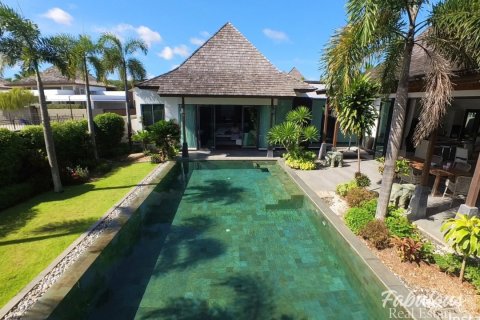 Villa in Bang Tao, Thailand 4 bedrooms № 205737