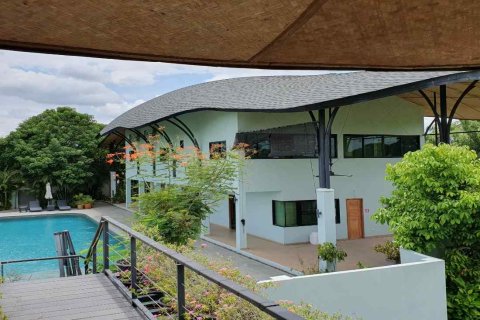 Local comercial 800 m2 en Chiang Mai, Tailandia № 162829 - foto 11