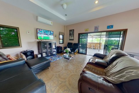 Haus in San Kamphaeng, Thailand 4 Schlafzimmer № 139690 - Foto 21