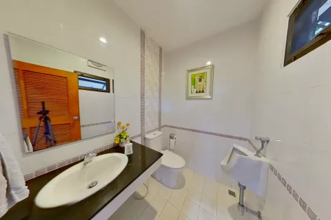 Haus in San Kamphaeng, Thailand 4 Schlafzimmer № 139690 - Foto 27