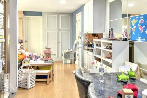 Condominio de 3 dormitorios en Bangkok, Tailandia № 117224 - foto 2