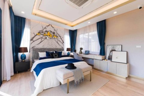Casa de 4 dormitorios en Phuket, Tailandia № 150409 - foto 8