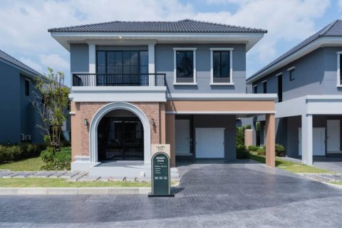 Haus in Phuket, Thailand 4 Schlafzimmer № 150409