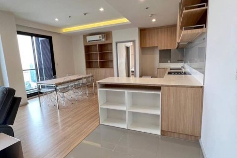 Condominio de 3 dormitorios en Chatuchak, Bangkok, Tailandia № 173002 - foto 6