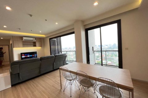 Condominio de 3 dormitorios en Chatuchak, Bangkok, Tailandia № 173002 - foto 7