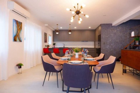 Chalet de 3 dormitorios en Pattaya, Tailandia № 173000 - foto 4