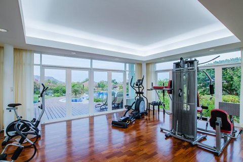 Chalet de 5 dormitorios en Hua Hin, Tailandia № 168536 - foto 17