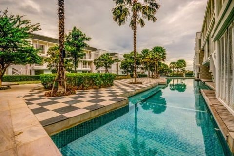 Condominio de 2 dormitorios en Hua Hin, Tailandia № 168534 - foto 2