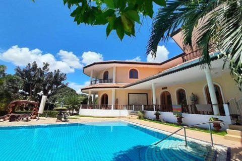 Villa à Hua Hin, Thaïlande 11 chambres № 168535