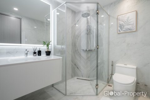 Condominio de 2 dormitorios en Pattaya, Tailandia № 117164 - foto 30
