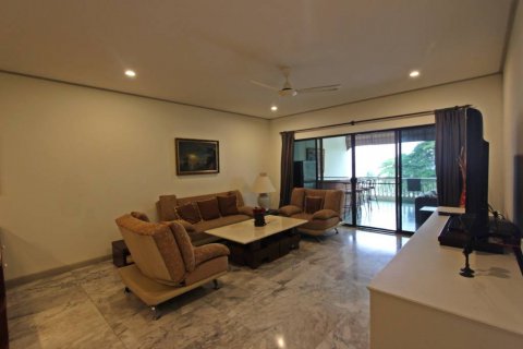Condominio de 4 dormitorios en Sattahip, Tailandia № 115673 - foto 4
