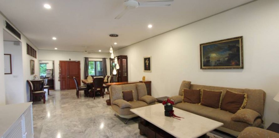 Condominio de 4 dormitorios en Sattahip, Tailandia № 115673