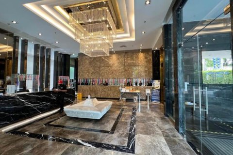 Condominio de 2 dormitorios en Watthana, Bangkok, Tailandia № 133904 - foto 13