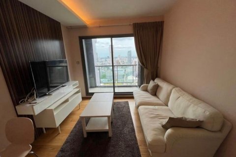 Condo in Watthana, Bangkok, Thailand, 2 bedrooms  № 133904