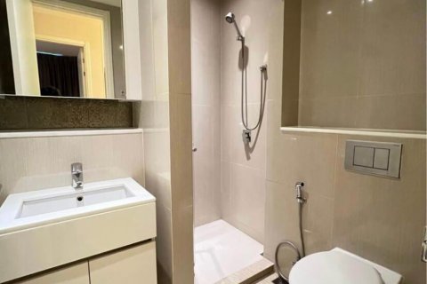 Condominio de 2 dormitorios en Watthana, Bangkok, Tailandia № 133904 - foto 10