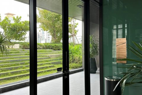 Condominio de 2 dormitorios en Watthana, Bangkok, Tailandia № 133905 - foto 6