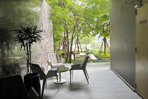 Condominio de 2 dormitorios en Watthana, Bangkok, Tailandia № 133905 - foto 7