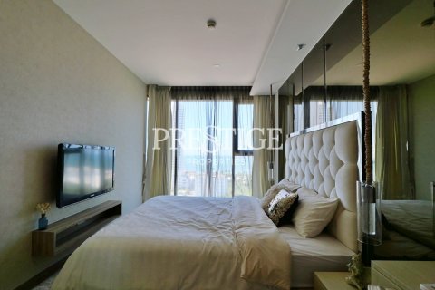 Condo in Pattaya, Thailand, 12 bedrooms № 198565 - photo 9