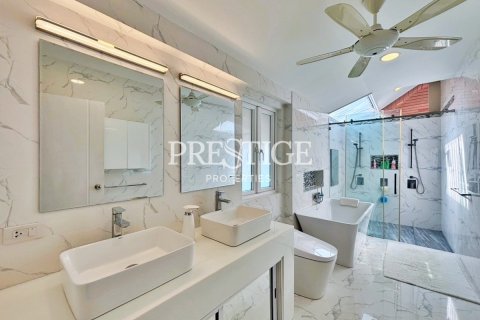 บ้านในพัทยา, ประเทศไทย 4 ห้องนอน № 198567 - รูปถ่าย 14