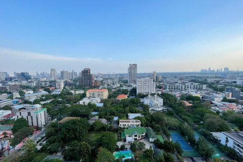 Condominio de 2 dormitorios en Watthana, Bangkok, Tailandia № 133850 - foto 9