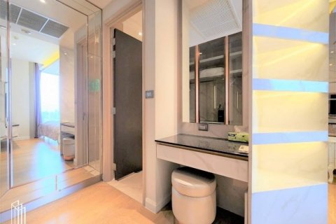 Condominio de 2 dormitorios en Khlong San, Bangkok, Tailandia № 133757 - foto 10