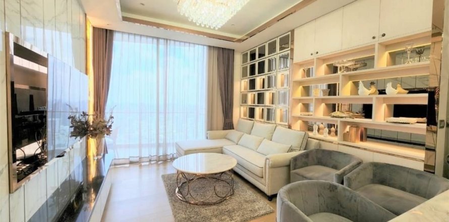 Condominio de 2 dormitorios en Khlong San, Bangkok, Tailandia № 133757