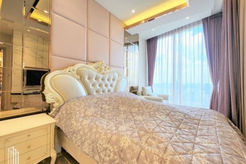 Condominio de 2 dormitorios en Khlong San, Bangkok, Tailandia № 133757 - foto 5