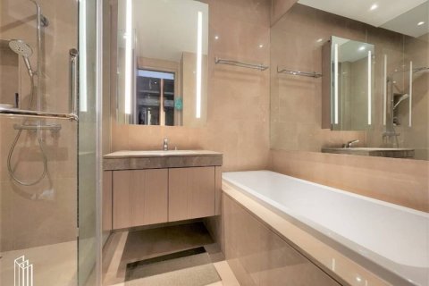 Condominio de 2 dormitorios en Khlong San, Bangkok, Tailandia № 133757 - foto 11