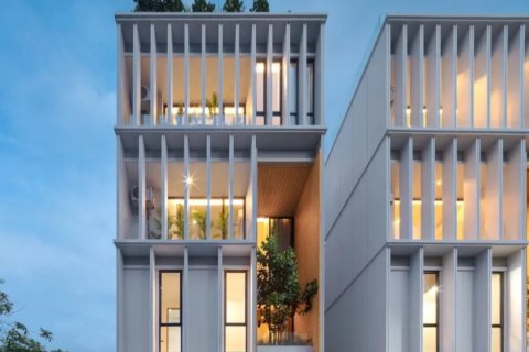 Condo in Bangkok, Thailand, 4 bedrooms  № 133851