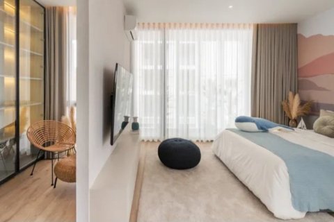 Condominio de 4 dormitorios en Bangkok, Tailandia № 133851 - foto 11