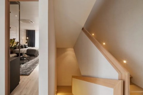 Condominio de 4 dormitorios en Bangkok, Tailandia № 133851 - foto 16