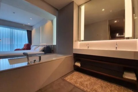 Condominio de 3 dormitorios en Watthana, Bangkok, Tailandia № 133849 - foto 7