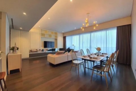 Condominio de 3 dormitorios en Watthana, Bangkok, Tailandia № 133849 - foto 14