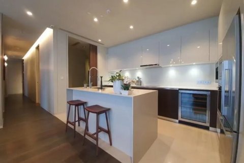 Condominio de 3 dormitorios en Watthana, Bangkok, Tailandia № 133849 - foto 18